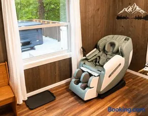 Gunstock Chalet with Hot Tub & Massage Chair - Image 2