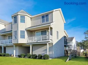 Saltwater - Pet friendly, Waterfront! - Image 3