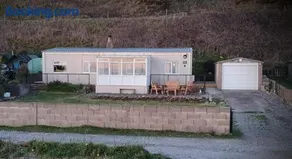 Mona Villa Holiday Home - Image 2