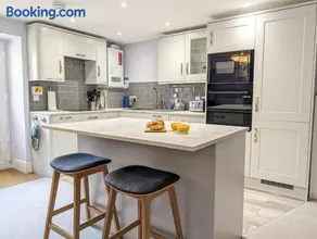 Sandlands - Perfect central location - Image 2