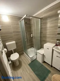 HUTA-TÚRA 42 Vendégház - Image 1