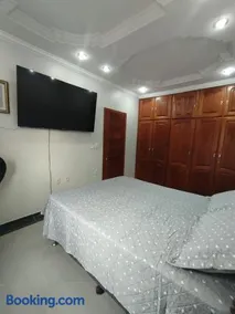 Quarto Privativo Rains Santos - Image 1