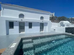Solo Sole Suites Santorini - Image 1