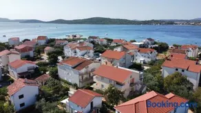 Apartments Tare, Electric Car Refill - Image 5