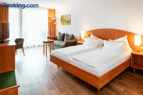 Vivea Hotel Bad Goisern - Image 1