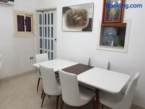 Elegant Apartment in Sheraton Heliopolis - Image 2
