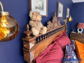 Williams Cottage A High end little home with antique style - Image 3