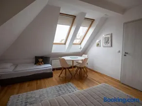 Residence Sarka - Image 1