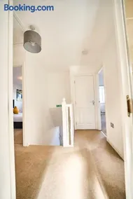 Modern 4-Bed Home, Tranent - Image 3