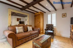 Pickwick's Place in Broadstairs - Exclusive unmissable deals! Book now before it's too late! - Image 5