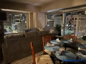 Pike Place Condo with indoor pool and water view - Image 2