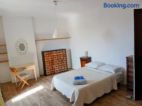 Maison Pelissier Bed and Breakfast with swemming pool - Image 3