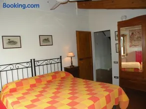 Chiantihouse country house with garden and wifi - Image 3