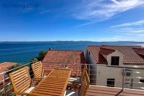 Sea Pearl Residence - Top beachfront location apartments in Bol centre - Image 4