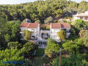 Heracles Guesthouse - Image 1