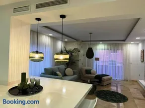 Luxury 100 sq.m. sea view apartment - Image 3