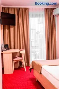 Tourist Chernivtsi - Image 3