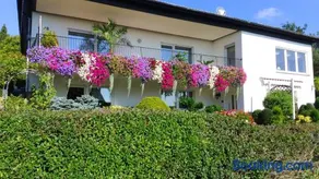 Appartamento accogliente e familiare con giardino, terrazza e barbecue | Vista sul giardino | Ideale per lavorare da remoto - Image 1