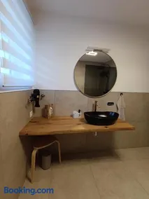 Carina's Apartment - Image 4
