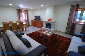Quaint & Peaceful Barcelos Villa 3 Bedrooms Villa Mycenaean Private Pool - Image 4