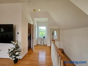 Masonwood Manor - Image 1