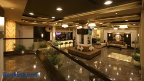 Saint Michael Hotel - Image 3