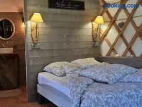 Yourte Castanea Insolite Val de Loire proche Langeais & Châteaux - Image 3