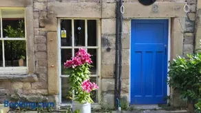 Ground floor, Very central, 2 Bed - Cobbles Apartment - Image 5