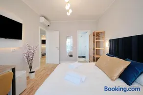 Bright Room 2 min Metro B 20 min Colosseum private bathroom swimming pool free parking - Image 1