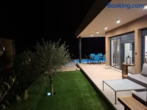 Vila Mila Private Pool Retreat - Image 3