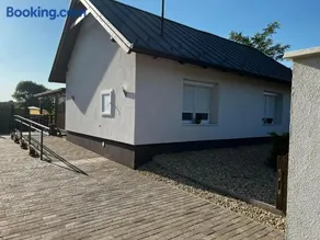 Liget Vendégház - Image 1