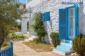 Blue Violet Apartment - Image 3