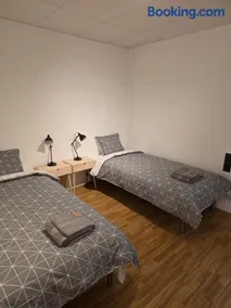 Örnsro Boende - Hus och rum - Image 1