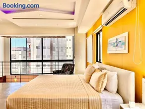 New Loft Apt Full AC King Bed - Image 2