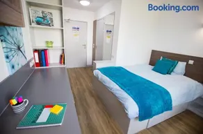 Fferm Penglais Apartments - Image 2