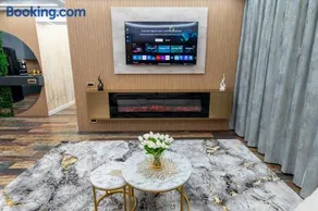 VNS LUXURY STAY apartment - Image 4