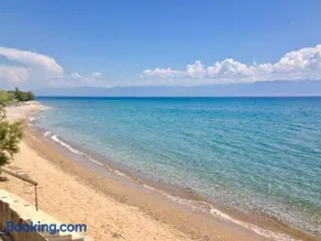 Lena Mare - Image 1