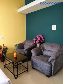 The Regal 2BHK Modern House - Image 4