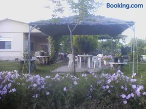 Country House Kalyves 2 bedrooms sleeps 6 700sqmgarden 180m from beach - Image 3