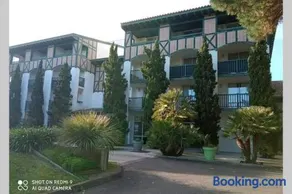 Studio lumineux idéalement situé (golf et plage). - Image 1