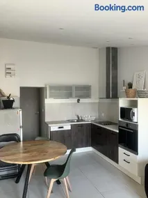 maison entre plage marais et forêt - Image 3