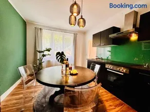 Green Room - Image 1
