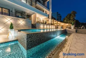 Dollaku Seafront Apartments - Image 2