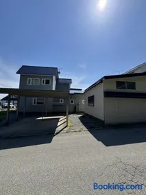 A beautiful house in Mutsu City 11 people3 bathtubs parking for 4 cars 20 minutes to the city - Image 1