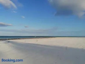 Kusini Beach Cottages - Image 2
