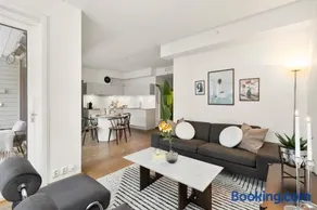 Unmatched Location - Front Row Fjord Apartment - 2 Bedrooms - Image 4