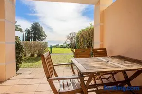 Coté Jardin, Villa de Cap Esterel - Image 1