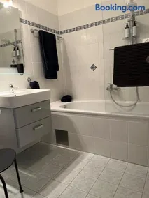 room2340 - Image 5