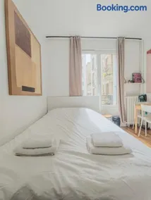Charming Home Near Paris Expo Porte de Versailles - Image 2