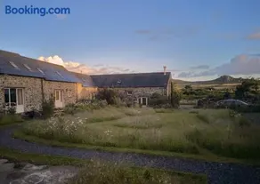 The Workshop- Eco Cottage by the Coastal Path - Image 2
